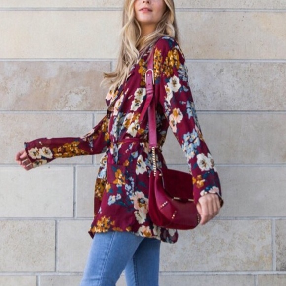 LAST ONE! 5⭐️ KORI Floral Kimono Jacket - Picture 2 of 6